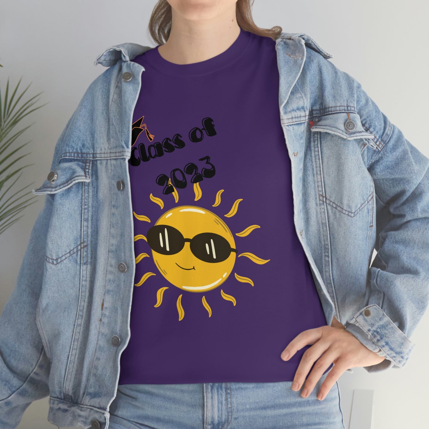 "Class of 2023 Sunshine wearing Shades" Unisex Heavy Cotton Tee
