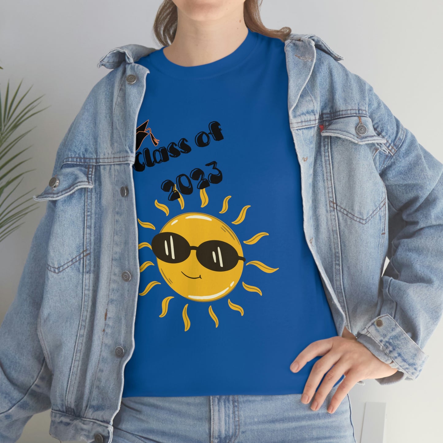 "Class of 2023 Sunshine wearing Shades" Unisex Heavy Cotton Tee