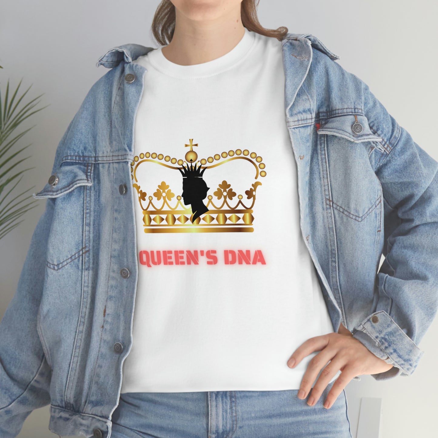 "Queen's DNA" - Unisex Heavy Cotton Tee